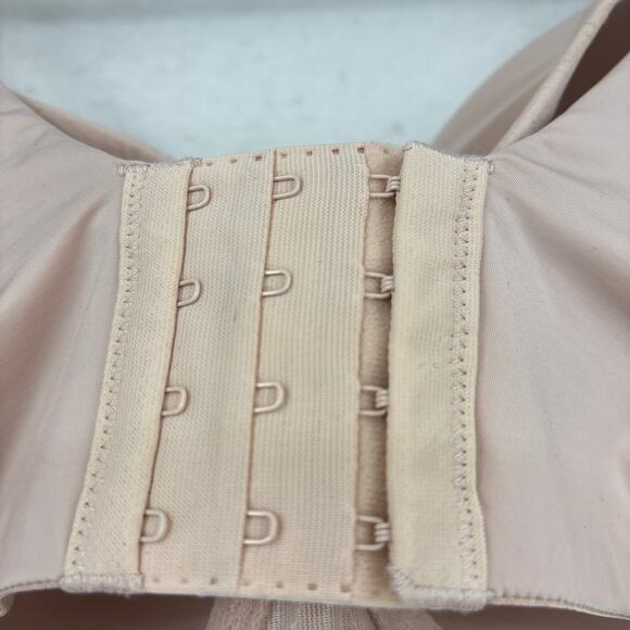 Torrid Curve Bra Size 46DD Beige Nude Lightly Lined Balconette Underwire - Picture 3 of 6
